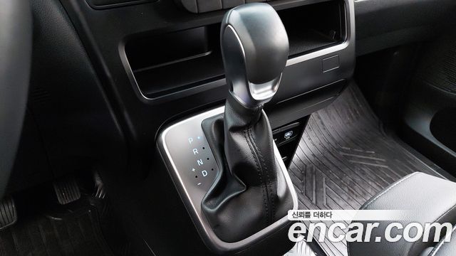 Hyundai Staria L3.5 Cargo 3-Seater Modern 2025 — фото 21