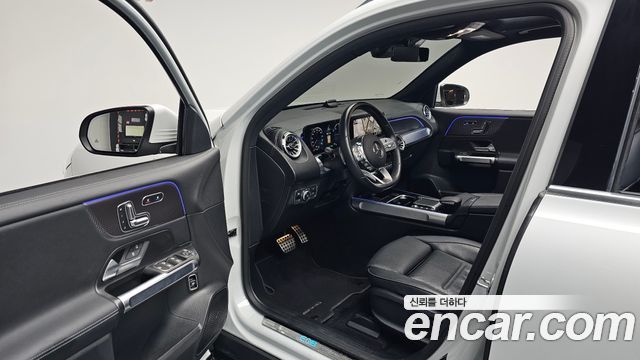 Mercedes-Benz EQB (X243) EQB300 4MATIC AMG Line 2023 — фото 10