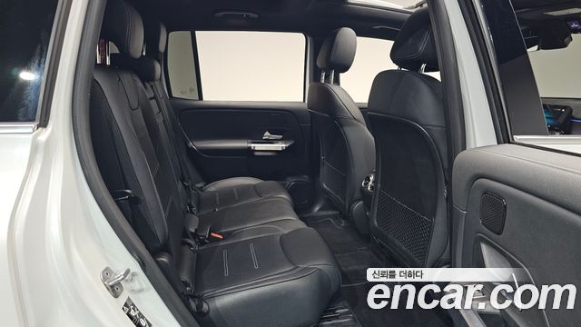 Mercedes-Benz EQB (X243) EQB300 4MATIC AMG Line 2023 — фото 11