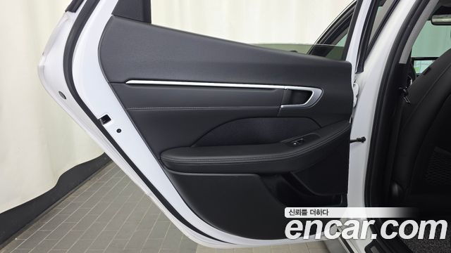 Hyundai Sonata Hybrid (DN8) Premium Plus 2022 — фото 25