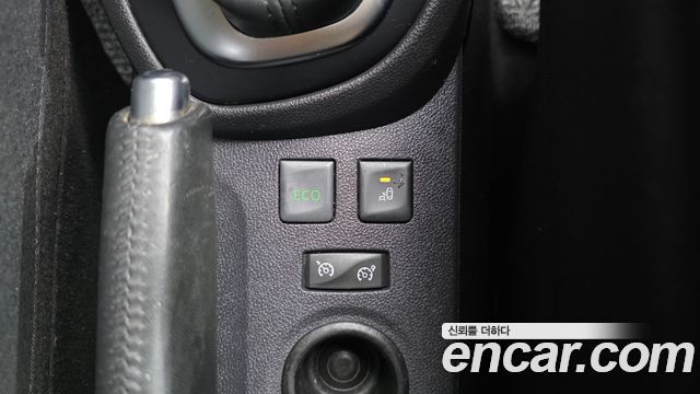Renault Korea QM3 RE 2018 — фото 16