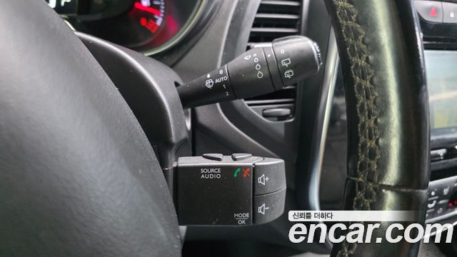 Renault Korea QM3 RE 2018 — фото 18