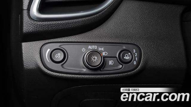 Chevrolet Trax 1.4 Red Line Premier 2020 — фото 13