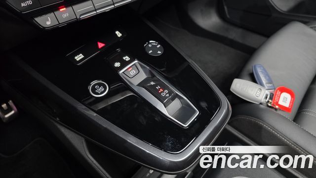 Audi Q4 e-tron (F4) 40 Premium Sportback 2022 — фото 9