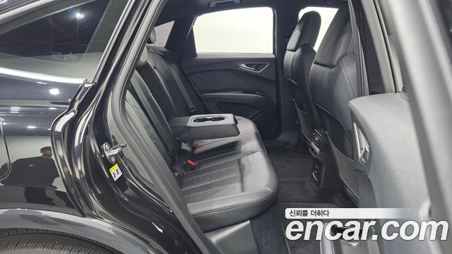 Audi Q4 e-tron (F4) 40 Premium Sportback 2022 — фото 11