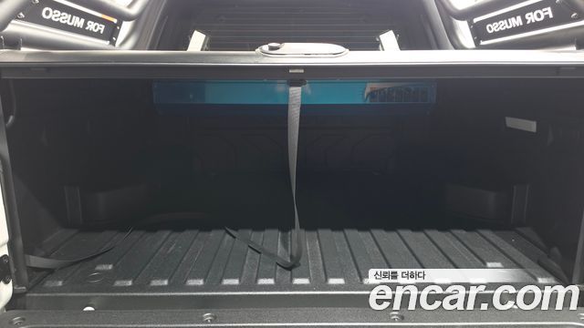 KG Mobility (SsangYong) Musso EV (O100) Black Edge AWD 2026 — фото 18