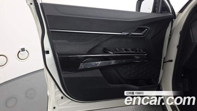 KG Mobility (SsangYong) Musso EV (O100) Black Edge AWD 2026 — фото 24
