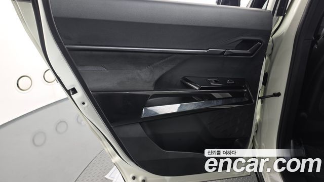 KG Mobility (SsangYong) Musso EV (O100) Black Edge AWD 2026 — фото 25