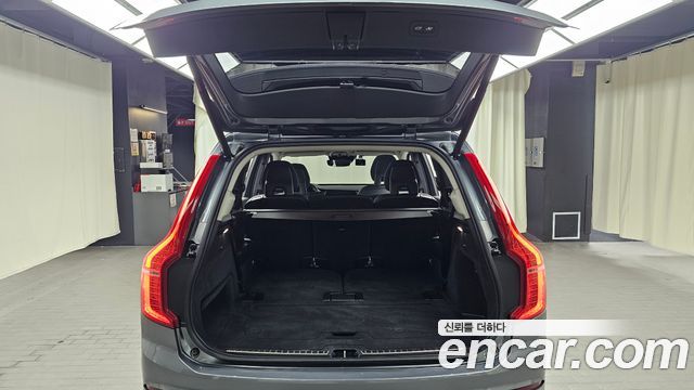 Volvo XC90 (II) D5 Momentum 2018 — фото 17