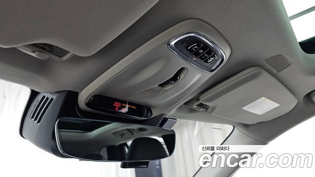 Volvo XC90 (II) D5 Momentum 2018 — фото 18