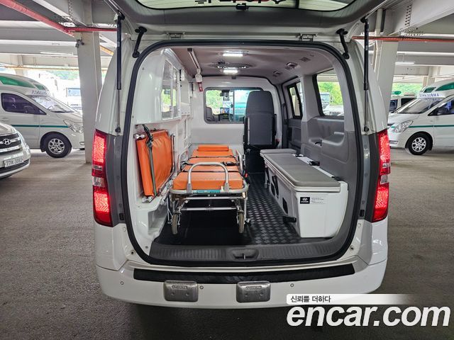Hyundai Grand Starex Ambulance 2015 — фото 17