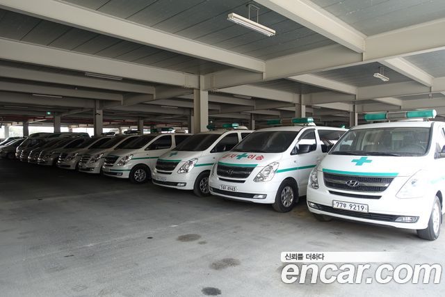Hyundai Grand Starex Ambulance 2015 — фото 21