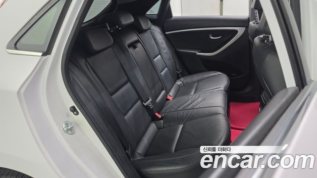 Hyundai i30 (New) Diesel 1.6 VGT PYL 2015 — фото 11