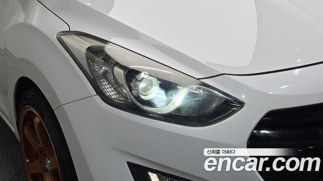 Hyundai i30 (New) Diesel 1.6 VGT PYL 2015 — фото 22