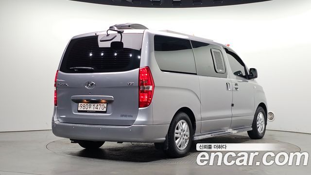 Hyundai Grand Starex Camping car 2020 — фото 2