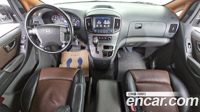 Hyundai Grand Starex Camping car 2020 — фото 7