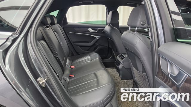 Audi A6 (C8) 45 TFSI Quattro Premium 2021 — фото 11