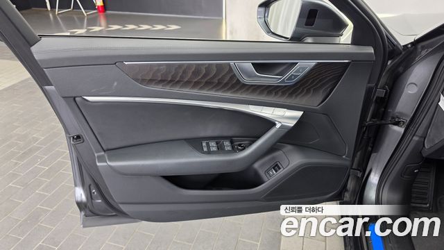 Audi A6 (C8) 45 TFSI Quattro Premium 2021 — фото 24