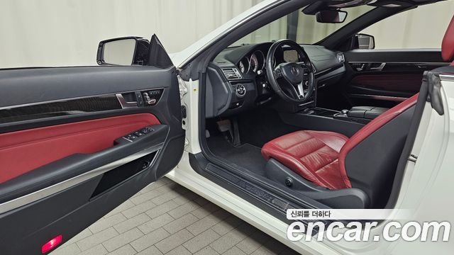 Mercedes-Benz E-Class (W212) E400 Cabriolet 2016 — фото 10