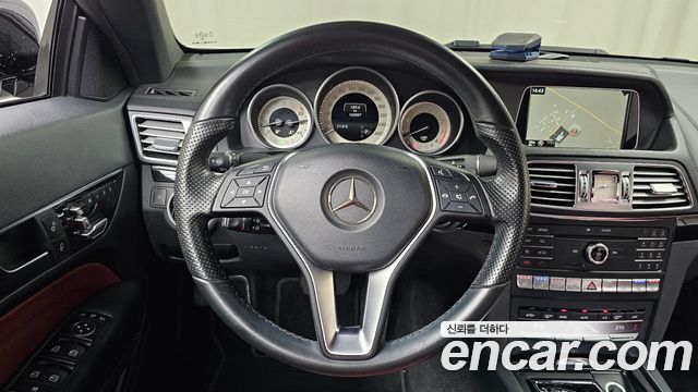 Mercedes-Benz E-Class (W212) E400 Cabriolet 2016 — фото 13