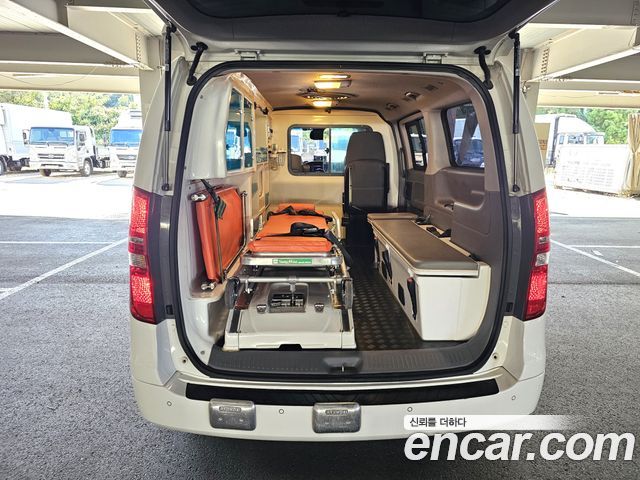 Hyundai Grand Starex Ambulance 2016 — фото 17