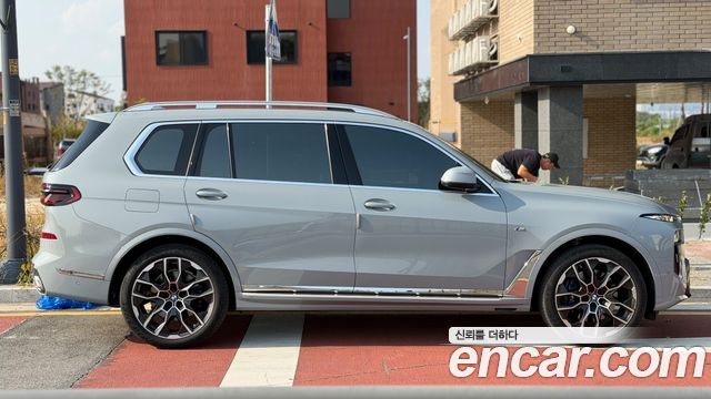 BMW X7 (G07) xDrive 40i M Sport 6STR 2024 — фото 5