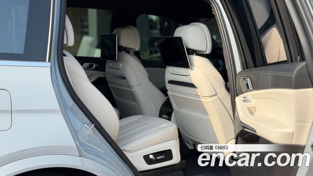 BMW X7 (G07) xDrive 40i M Sport 6STR 2024 — фото 14