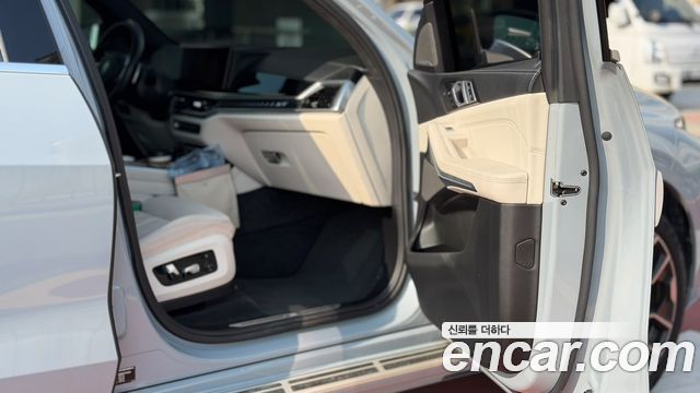 BMW X7 (G07) xDrive 40i M Sport 6STR 2024 — фото 15