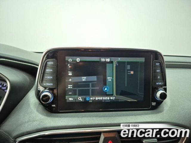 Hyundai Santa Fe (TM) Diesel 2.0 2WD Premium 2020 — фото 17