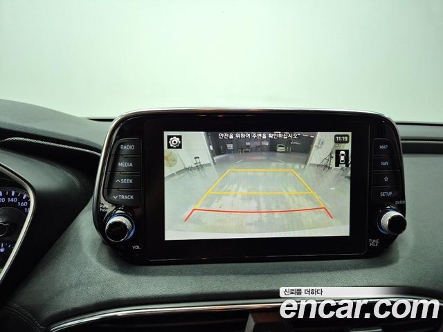 Hyundai Santa Fe (TM) Diesel 2.0 2WD Premium 2020 — фото 18