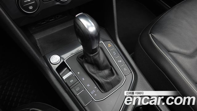Volkswagen Tiguan Allspace 2.0 TDI Prestige 2020 — фото 9