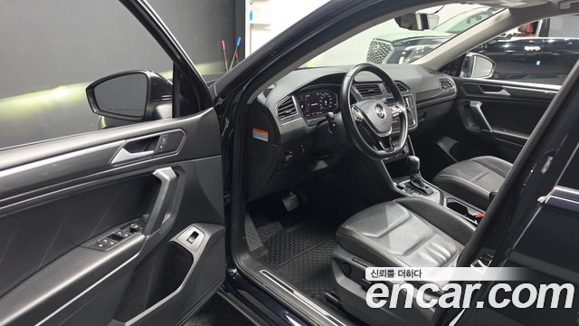 Volkswagen Tiguan Allspace 2.0 TDI Prestige 2020 — фото 10