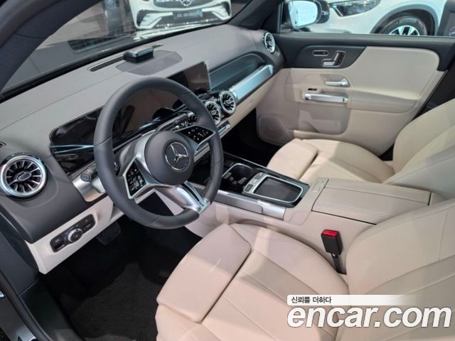 Mercedes-Benz EQB (X243) EQB300 4MATIC Progressive 2026 — фото 2
