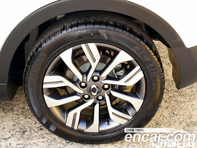 KG Mobility (SsangYong) Tivoli Armor Gear Plus 2WD 2019 — фото 5