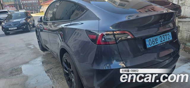 Tesla Model Y Long Range AWD 2022 — фото 2