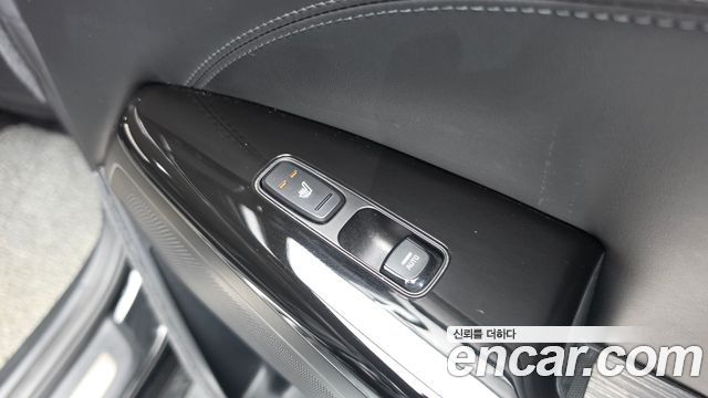 Kia K7 Premier 3.0 LPI Prestige(Rented) 2020 — фото 17