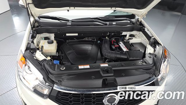KG Mobility (SsangYong) Korando C 2.0 Adventure 60th Edition 4WD 2015 — фото 6