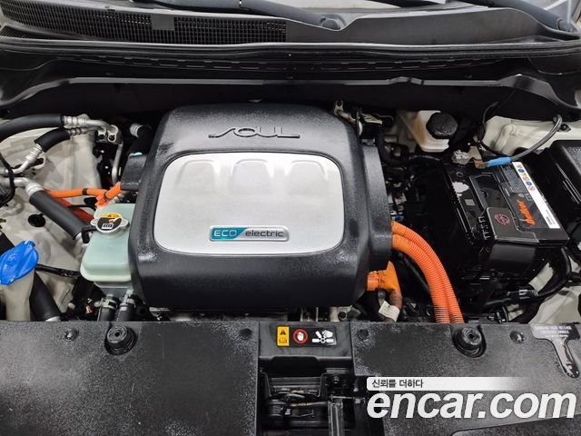 Kia Soul EV EV 2016 — фото 5