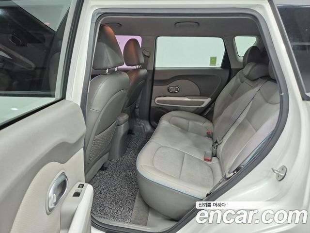 Kia Soul EV EV 2016 — фото 15