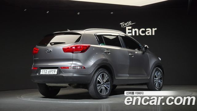 Kia Sportage R Diesel 2WD Trendy 2016 — фото 2