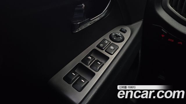 Kia Sportage R Diesel 2WD Trendy 2016 — фото 18