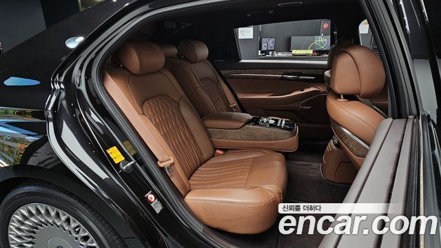 Genesis G90 3.3 T AWD Premium Luxury 2019 — фото 11