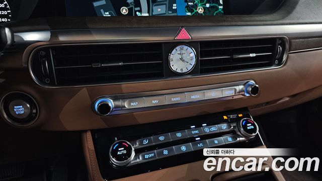 Genesis G90 3.3 T AWD Premium Luxury 2019 — фото 19