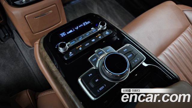 Genesis G90 3.3 T AWD Premium Luxury 2019 — фото 33