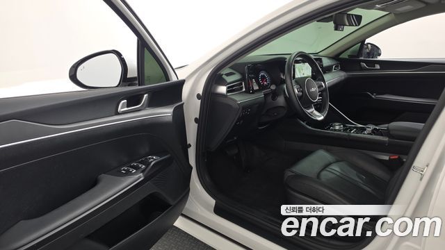 Kia K5 (III) 2.0 Prestige 2023 — фото 10