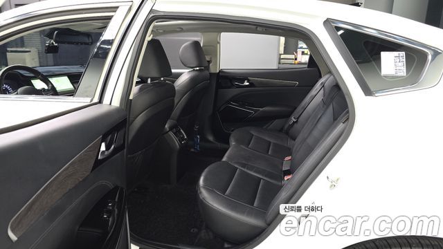 Kia K7 Premier 3.0 LPI Trendy(Rented Car) 2020 — фото 11