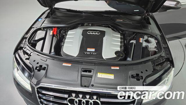 Audi A8 60 TDI Quattro LWB D4 2015 — фото 6