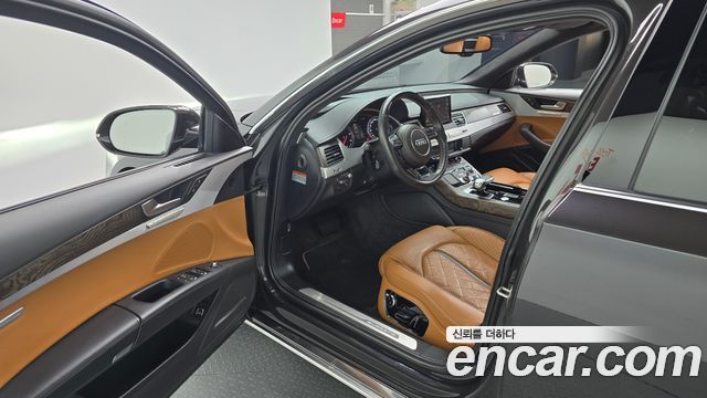 Audi A8 60 TDI Quattro LWB D4 2015 — фото 10