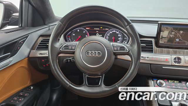 Audi A8 60 TDI Quattro LWB D4 2015 — фото 13