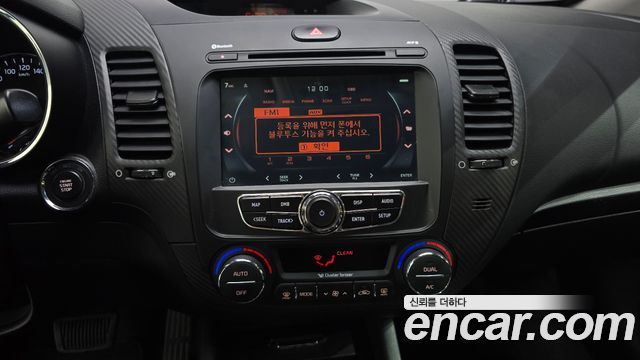 Kia K3 Koup 1.6 Luxury 2014 — фото 14